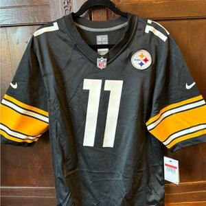 SOLD - Authentic Jersey- Chase Claypool - Pittsburgh Steelers - New with Tags